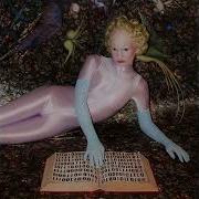 Kiss Lilith Morris