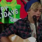 R5 Christmas Is Coming