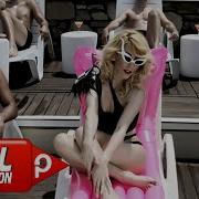 Hande Yener Bodrum