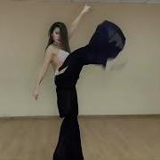 E Kallim Belly Dancer