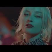 Guliz Ayla Evdekilere
