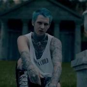 Gvllow I Am Nothing