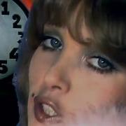 Lynsey De Paul